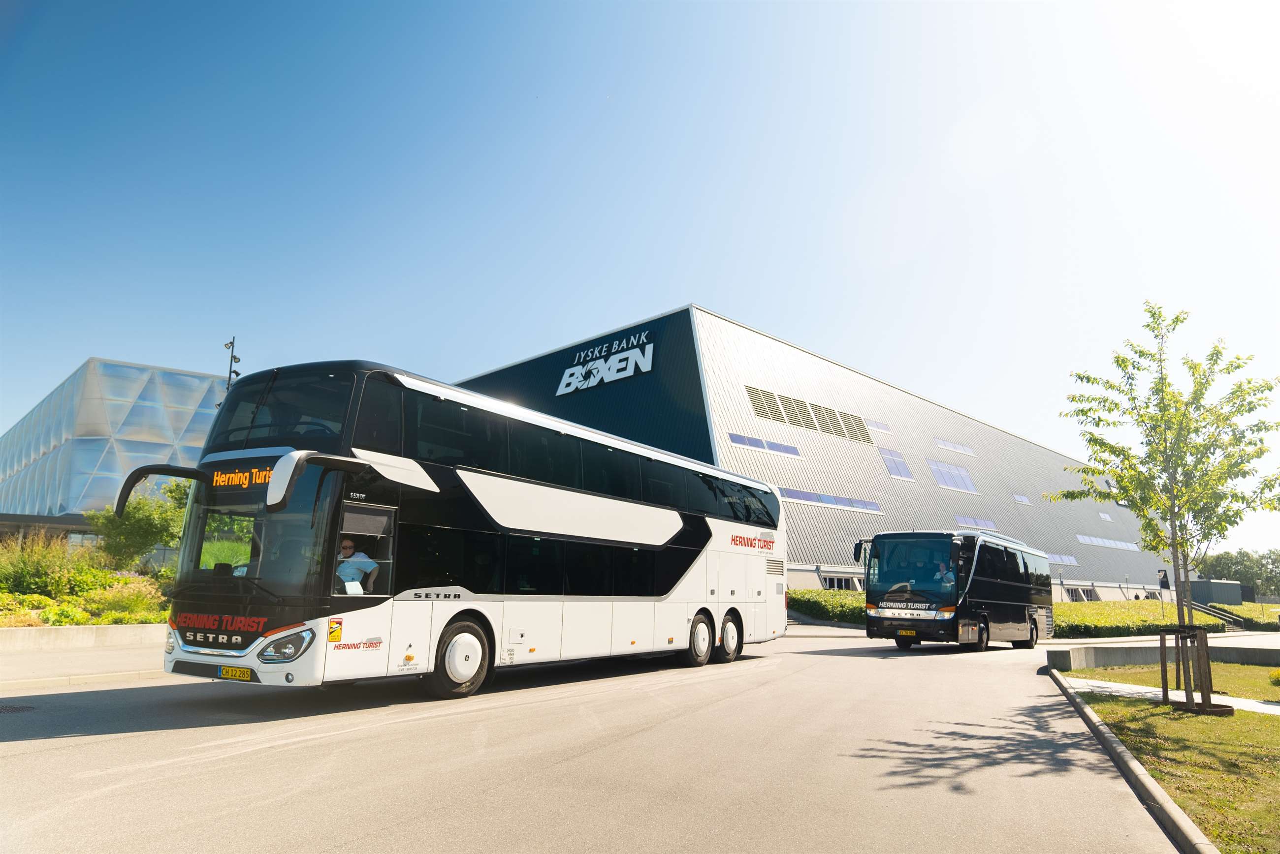 Turistkørsel, buskørsel, busture, bustransport, rejser med bus