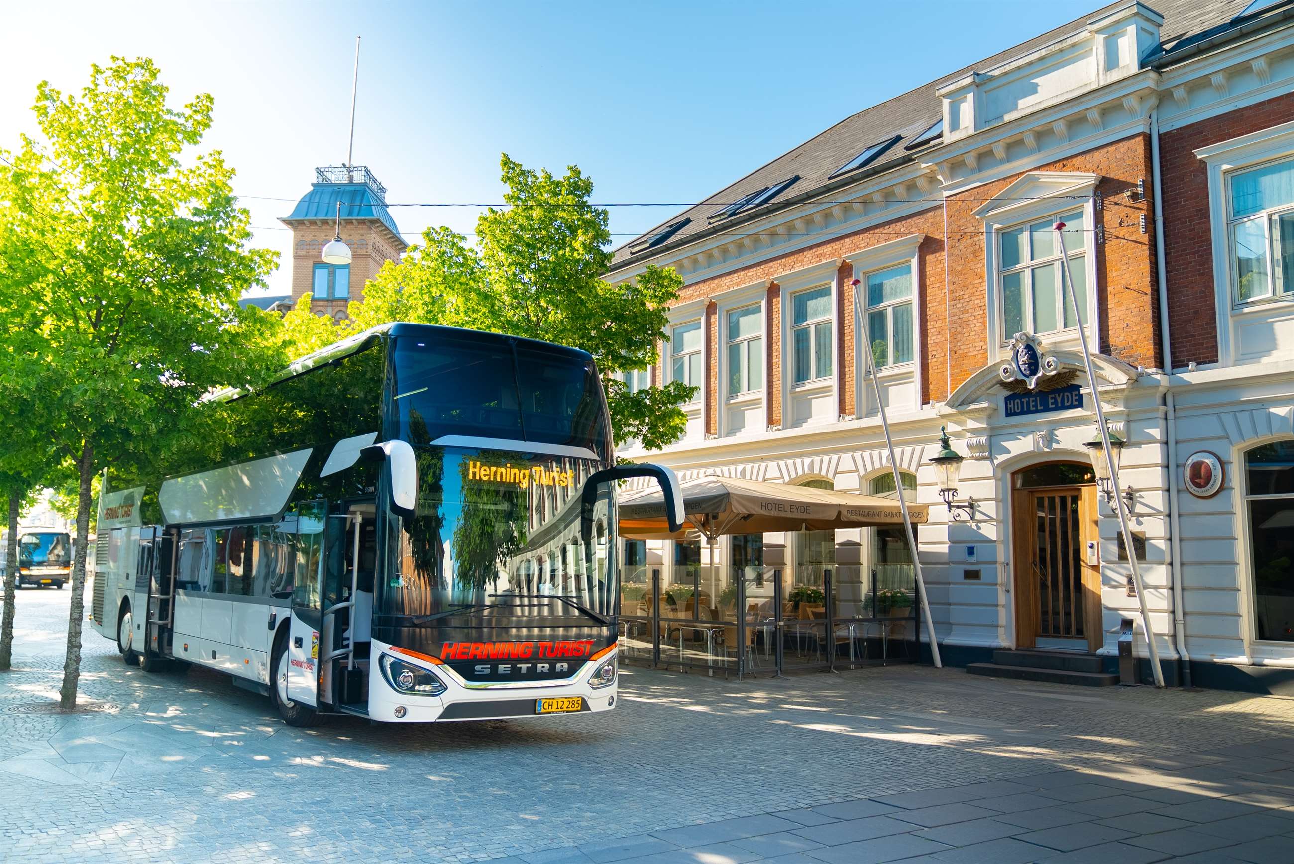 Turistkørsel, buskørsel, busture, bustransport, rejser med bus