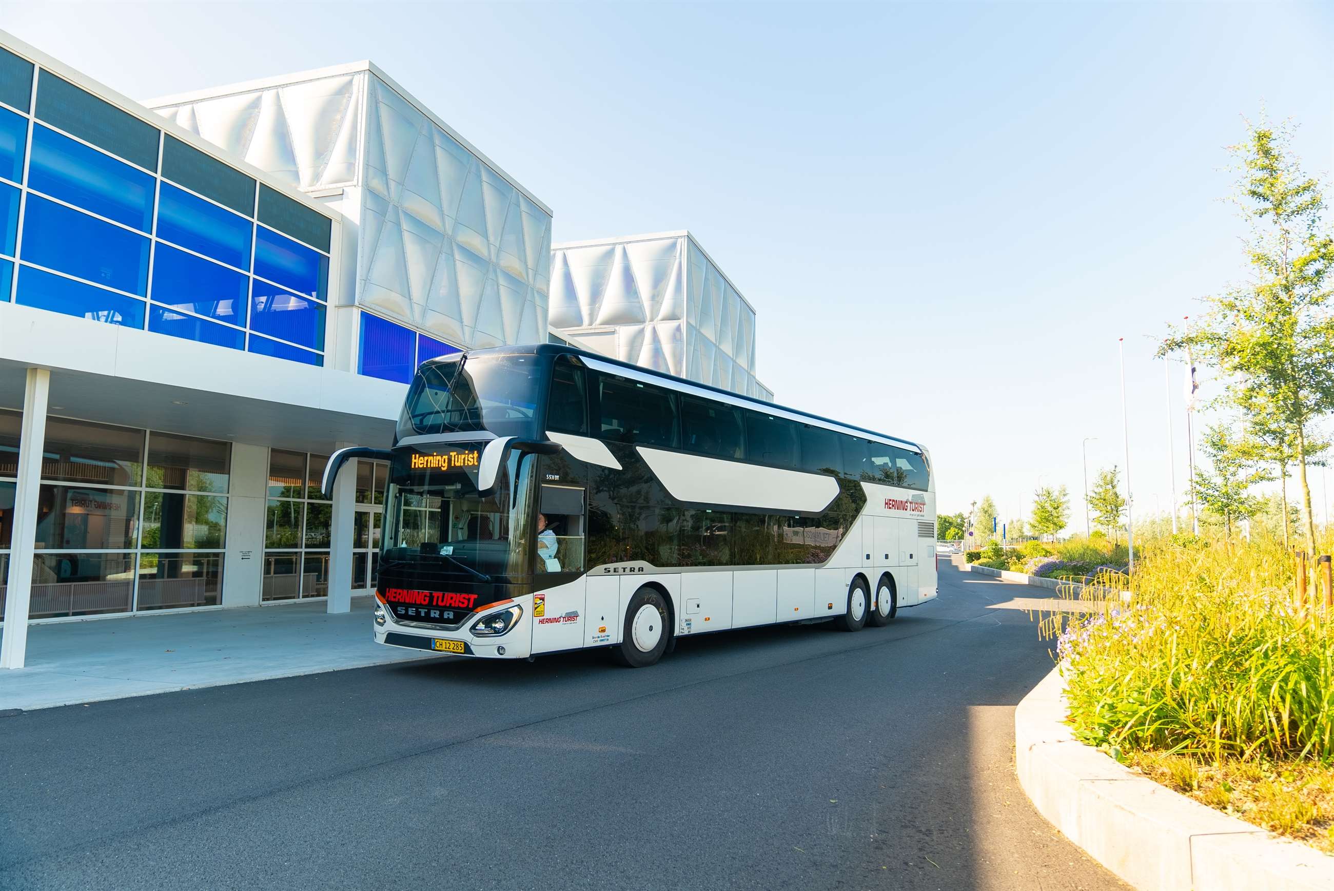 Turistkørsel, buskørsel, busture, bustransport, rejser med bus