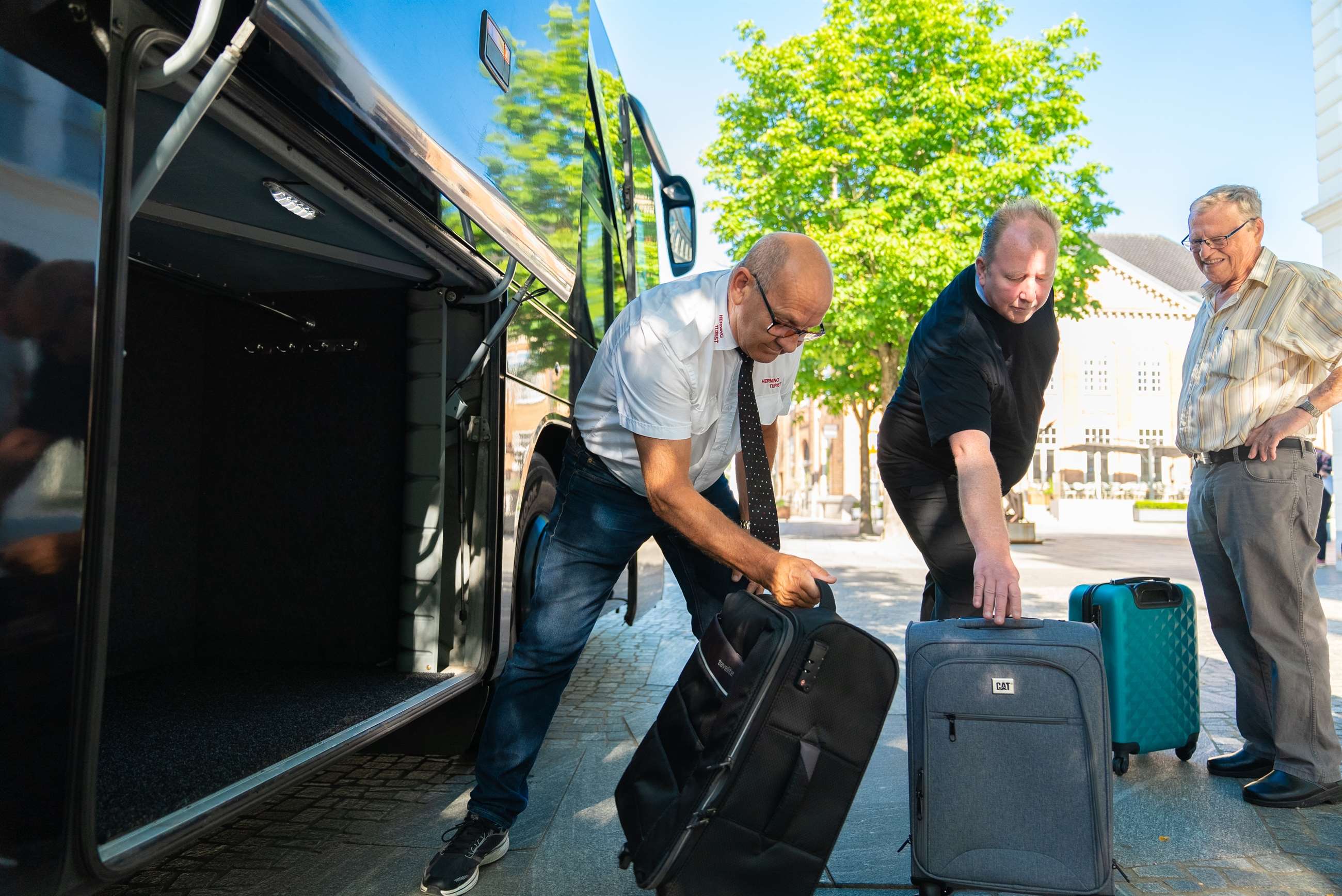 turistkørsel, turistbus, grupperejser, studieture, busture, buskørsel, bustransport